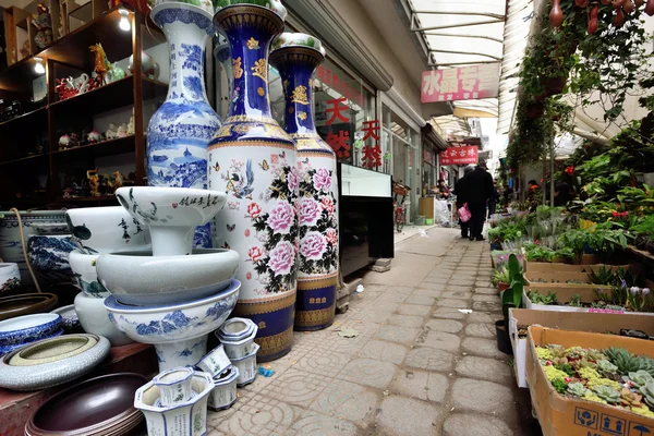 Artesanía tradicional china en el mercado callejero — Foto de Stock