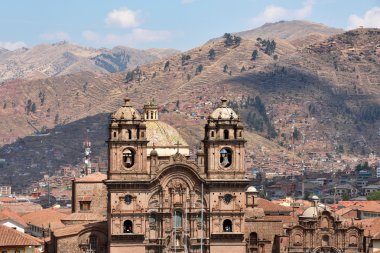 Cusco'da Iglesia de la Compania de Jesus'un görünümü