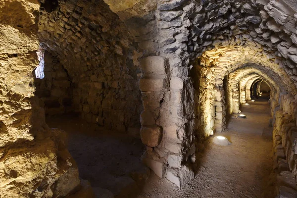 Haçlı kalesi yeraltında yıkıldı, Al-Karak, Ürdün. Şato bölgedeki en büyük üç kaleden biridir.