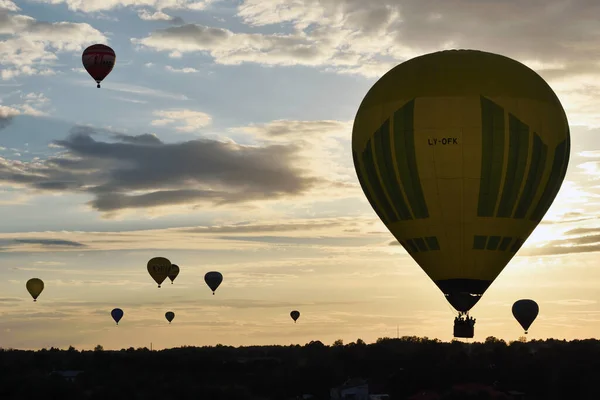 Βίλνιους Λιθουανία Αυγούστου 2016 Αερόστατα Πάνω Από Την Πόλη Βίλνιους — Φωτογραφία Αρχείου