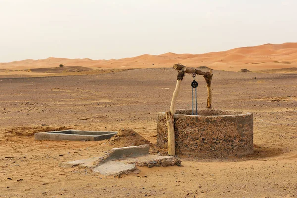 Pozo Agua Antigua Desierto Del Sahara Marruecos —  Fotos de Stock