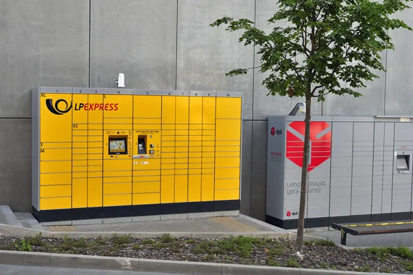 Vilnius September Post Express Terminal Automatic Parcel Delivery Many Drawers — Stock Photo, Image