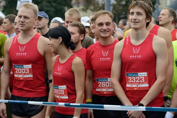 Corredores no início da Maratona de Vilnius — Fotografia de Stock