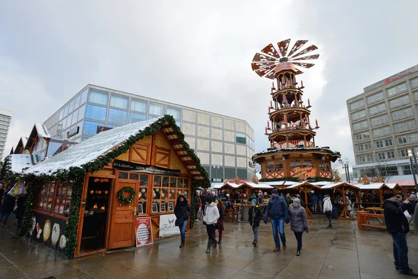 Fiera tradizionale di Natale ad Alexanderplatz — Foto Stock