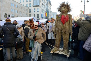 Halkların geleneksel maskeler