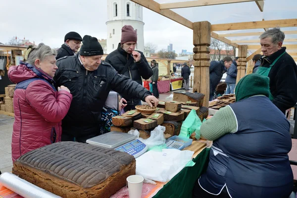 Выставка традиционных ремесел, Вильнюс — стоковое фото