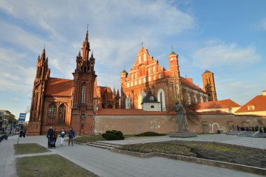 Vilnius St Anne'in ve Bernardine kiliseler 