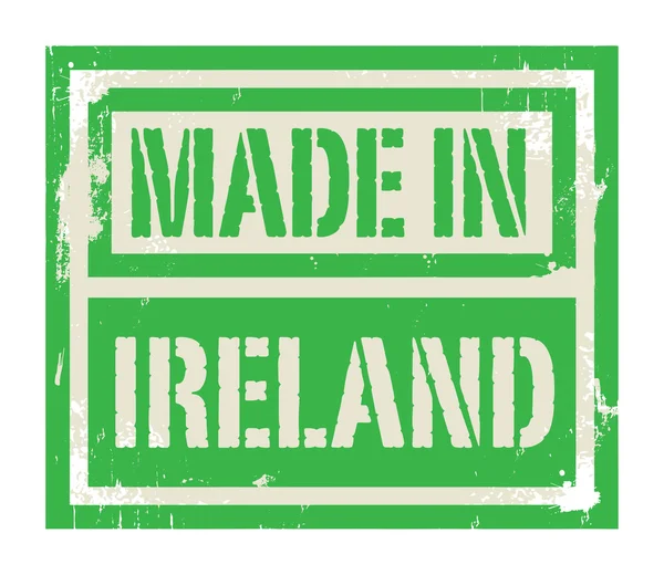 Abstracte stempel of label met tekst gemaakt in Ierland — Stockvector