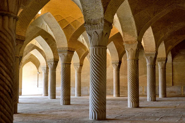 Interior de la Mezquita Vakil en Shiraz, Irán — Foto de Stock