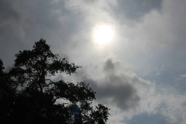 Sun Shining Clouds — Stock Photo, Image