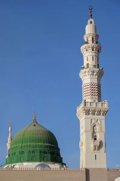 Kupol och minareter masjid nabavi — Stockfoto