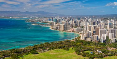 Waikiki plajı - Diamond Head 'den genel bakış (Honolulu, Hawaii)