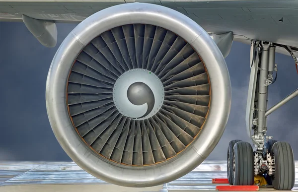 Pohled na detail stroj Jet turbína — Stock fotografie