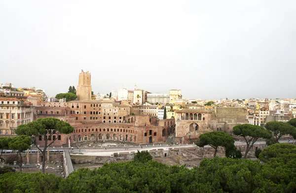 Hermosa vista de las ruinas del Imperio Romano — Foto de Stock