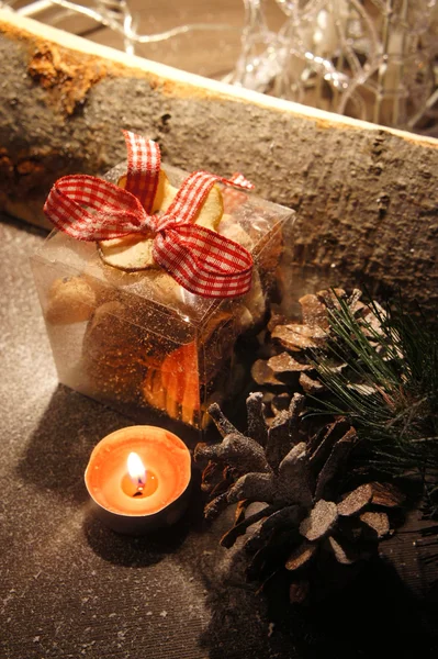 Kersttijd met cookies — Stockfoto