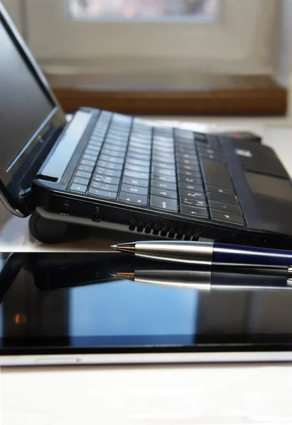 Bürotisch mit Laptop — Stockfoto