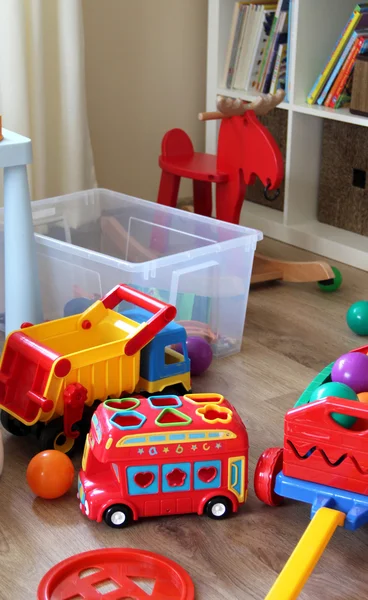 Kinderen kamer interieur met speelgoed — Stockfoto