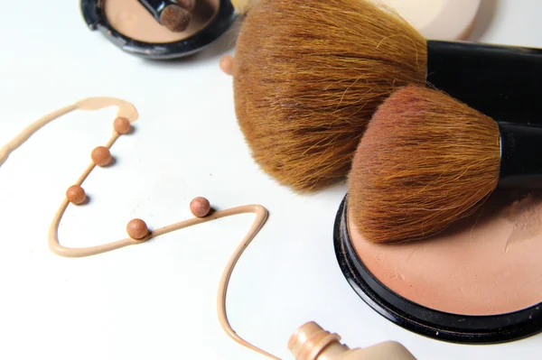 Make-up, foundation and brushes — Stock Photo, Image