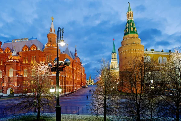 Moskva Ryssland 2014 Kreml Passage Kvällen Kreml Passagen Förbinder Manezhnaya — Stockfoto