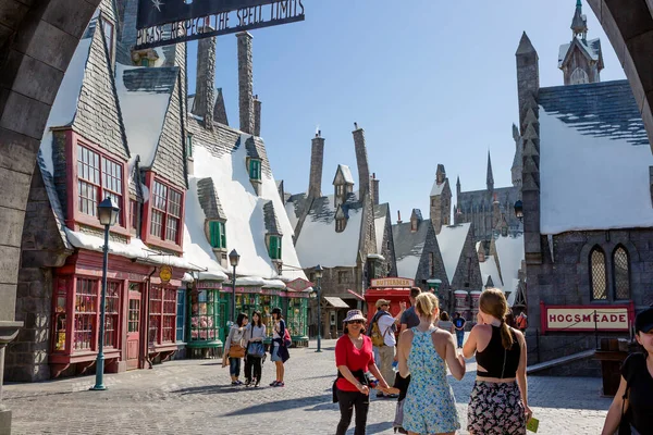 Los Angeles Estados Unidos Febrero 2016 Universal Studios Hogsmeade Village —  Fotos de Stock