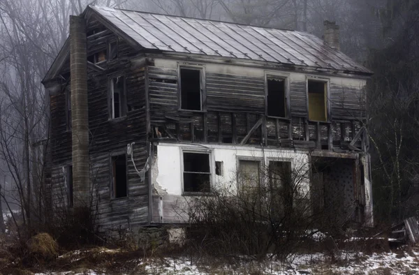 Casa abandonada — Fotografia de Stock