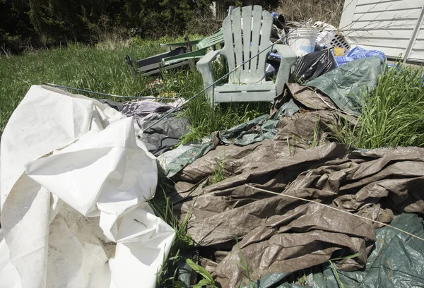 Trashed Yard — Stock Photo, Image