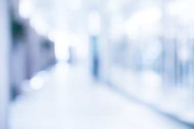 arka plan, neon mavi boş Hastane koridorunda tıp bulanık