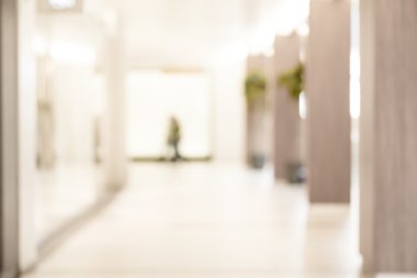 Alışveriş merkezinin soyut arkaplanı, odak derinliği.