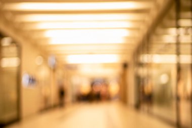 Alışveriş merkezinin soyut arkaplanı, odak derinliği.