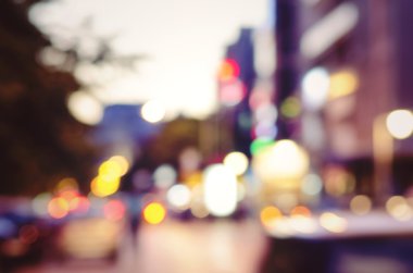 Şehir ışıkları bokeh arkaplanını bulanıklaştırdı