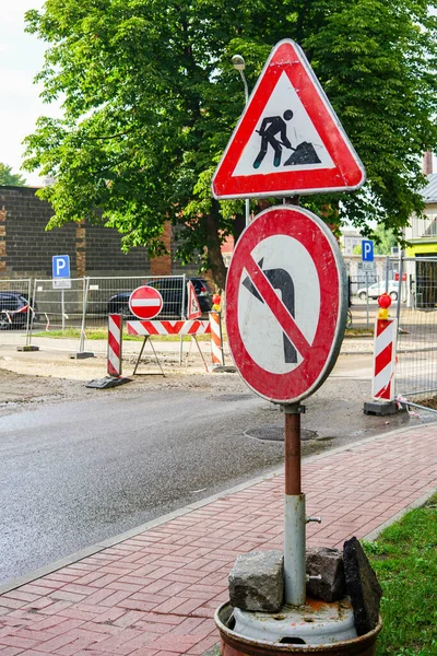 Temporary Post Warning Prohibition Signs Street Repair Works — Stock Photo, Image