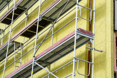 Evin dış duvar ısı yalıtımı, mineral yün kaplamalı.