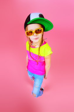 yedi yaşında bir kız