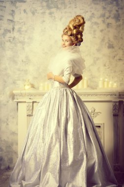 Bir varmış bir yokmuş