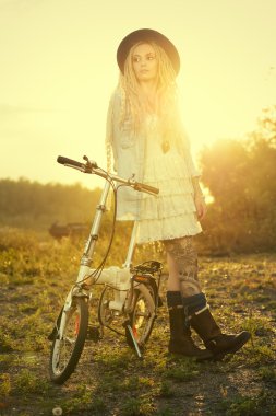 Bayan dreadlocks ile