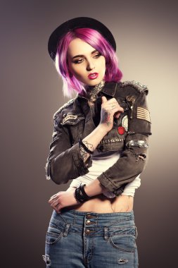 disko hippi. Dövme.