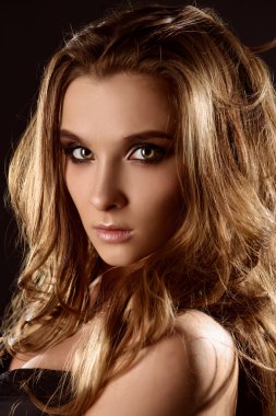 temptative bak. Güzel seksi kız.