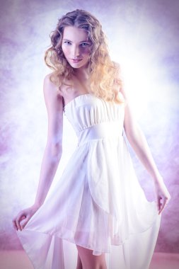 kadınlık. Bahar bakmak. 