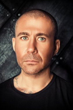 stresli, konsantrasyon, yorgun