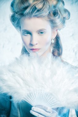 Rönesans tarzı, maskeli balo.