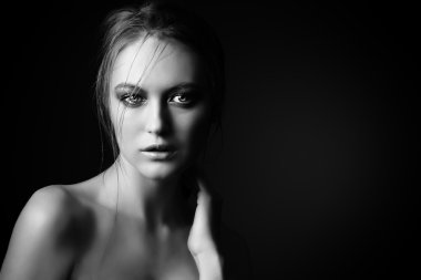 duygusallık. Tutku, arzu.