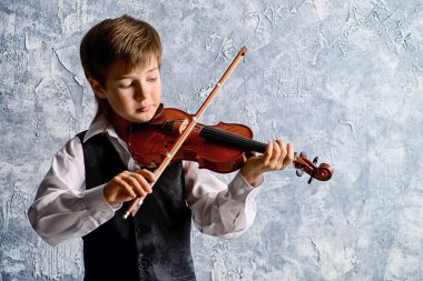 ilham. Müzik eğitimi.