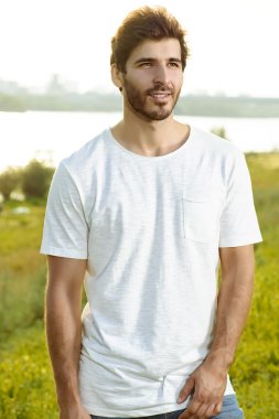 Her gün bak, rahat.