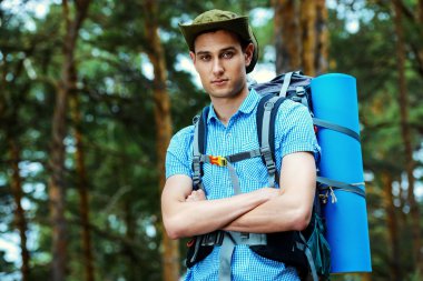 backpacker adam. Macera kavramı. 