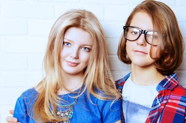 Modern çocuk. Dostluk.