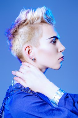 çocuksu saç modeli, yüksek moda