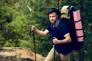 erkek erkeklik. Aktif yaşam tarzı. 