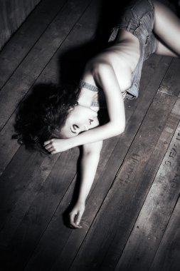 Seksi pantolonunu giymişsindir