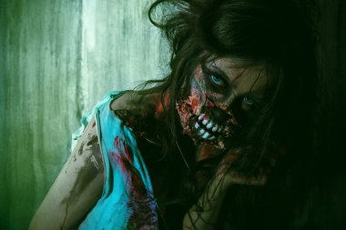 katil zombie