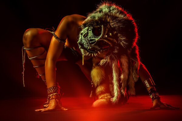 Женщина-воительница
